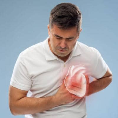 تپش قلب ناگهانی دارید؟ علل، درمان و نشانه‌های خطر