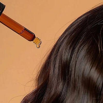 روغن‌هایی که باعث ریزش مو می‌شوند + راهنمای کامل پیشگیری و مراقبت از مو