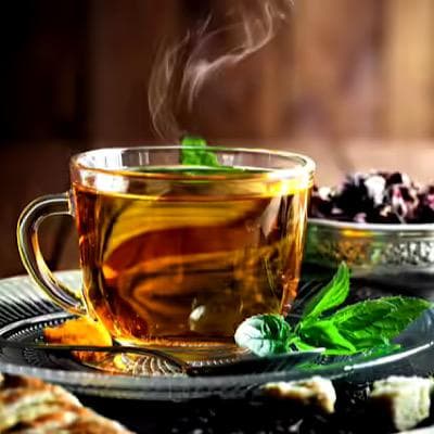بهترین دمنوش برای سردرد؛ به سرعت درد خود را تسکین دهید