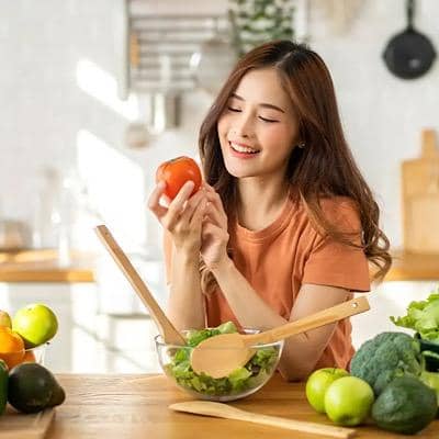 ویتامینهای ضروری گیاهخواران | تامین B12، آهن، ویتامین D و سایر ریزمغذیها