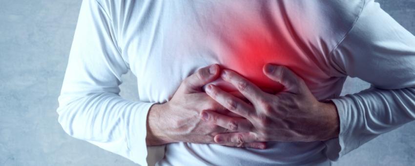 آنژین صدری؛ درد قفسه سینهای که قلب با آن هشدار میدهد