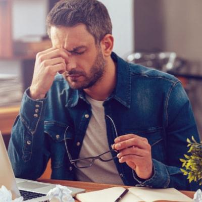 مه مغزی چیست؟ | مهم‌ترین علائم، دلایل و راهکارهای درمان