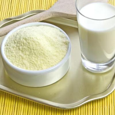 مهم‌ترین فواید شیرخشک برای بزرگسالان که نمی‌دانستید