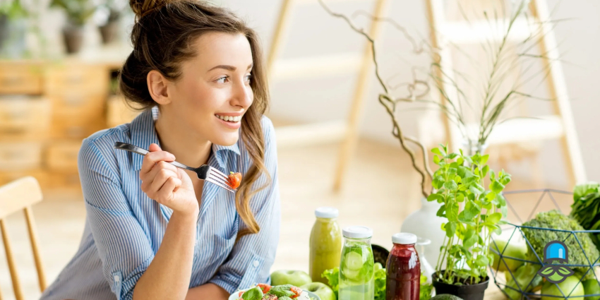 چرا تغذیه برای تعادل هورمونی زنان لازم است؟