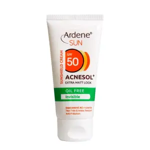 کرم ضد آفتاب SPF30 پوست چرب لافارر ضد لک و بدون رنگ 40 میلی لیتر