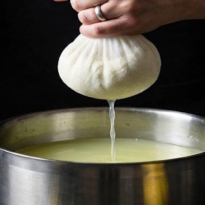 خواص آب پنیر (ماءالجبن) + بهترین زمان و طریقه مصرف