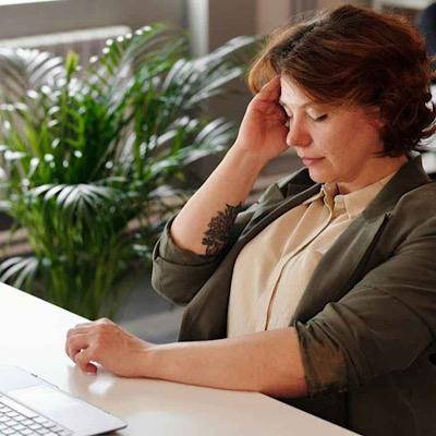 قند خون پایین یا هیپوگلیسمی؛ علائم هشداردهنده‌ای که نباید نادیده بگیرید