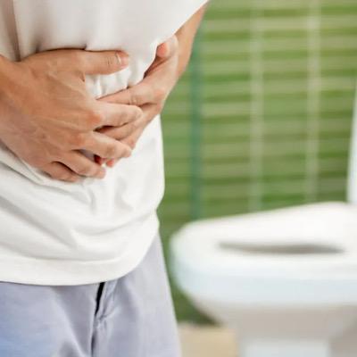 مهم‌ترین علل اسهال خونی علائم و راه‌های درمان آن