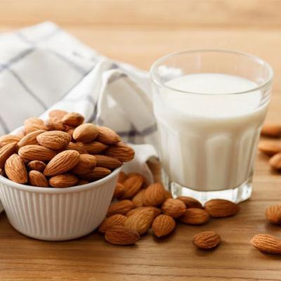 خواص شیر بادام؛ بهترین جایگزین شیر