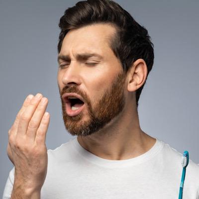 علت بوی بد دهان چیست؟