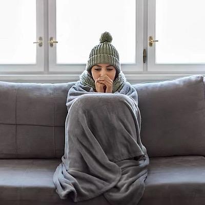 رابطه سردی دست و پا با کمبود ویتامین‌ها