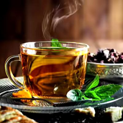 بهترین دمنوش‌ برای سردرد؛ به سرعت درد خود را تسکین دهید