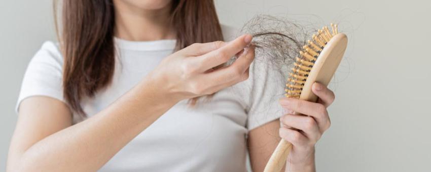 برای ریزش مو سراغ فولیکوژن برویم یا هیر بیوتی؟