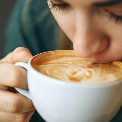 مهم‌ترین مضرات قهوه برای زنان و مردان چیست؟