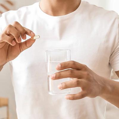 7 خاصیت مهم من ویت اورجینال؛ چرا بسیاری از آقایان از این مکمل استفاده می‌کنند؟