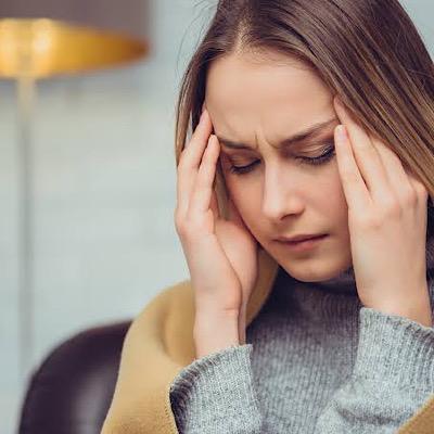راز سردرد صبحگاهی؛ چرا با سردرد بیدار می‌شویم؟