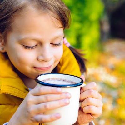 عوارض قهوه برای کودکان: یک نوشیدنی ممنوع