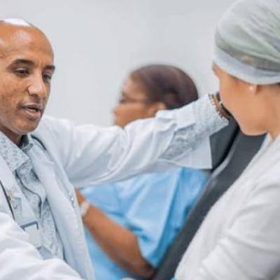 مهم‌ترین عوارض شیمی‌ درمانی؛ چه مشکلاتی ممکن است به دنبال داشته باشد؟