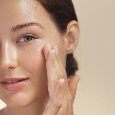 علت ترشح چربی پوست سر و بدن چیست؟