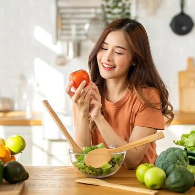 ویتامین‌های ضروری گیاهخواران | تامین B12، آهن، ویتامین D و سایر ریزمغذی‌ها